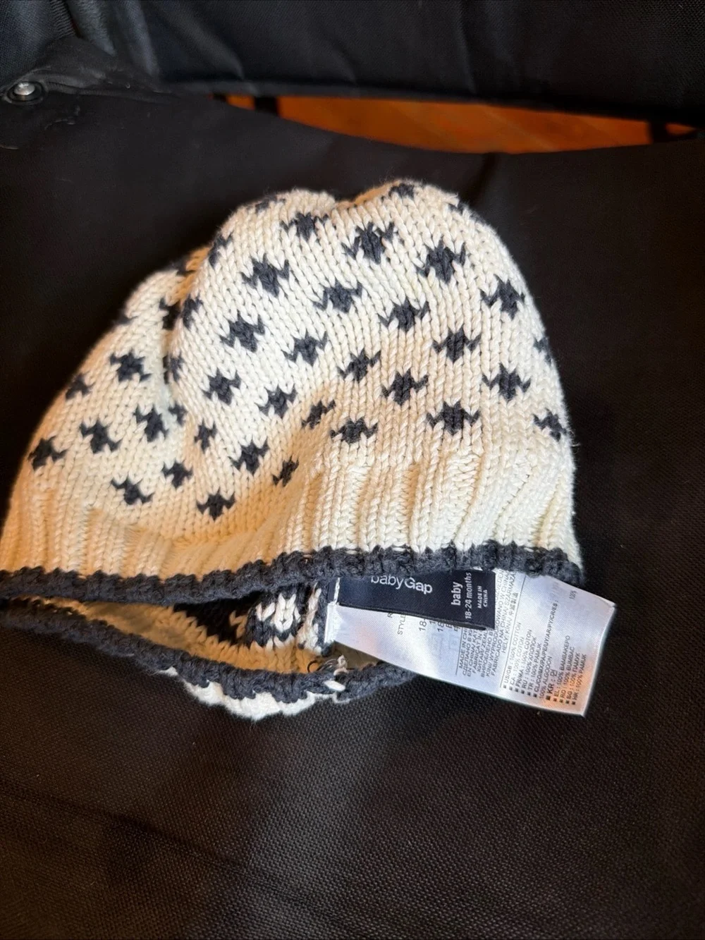 Baby Gap 18-24m Cream and Blue Pom Beanie - Cozy Winter Hat